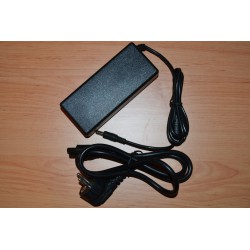 Carregador para portátil  Toshiba Satellite L730 + Cabo