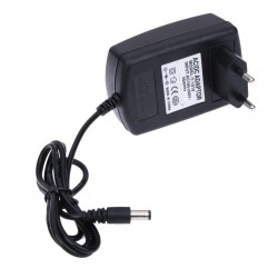 Carregador de 8.4V ( Volts ) 2A (Amperes) - 16.8W (Watts)